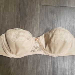 Maidenform Pretty Shapely Size Strapless Bra